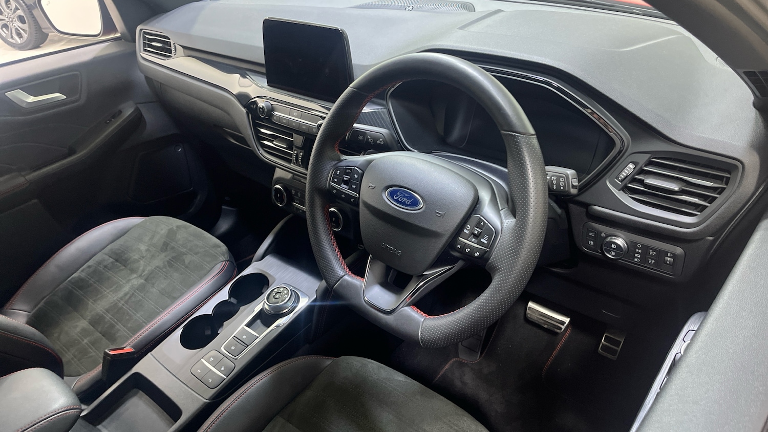 Used Ford Kuga 2023 for sale - 76882325: Photo 11