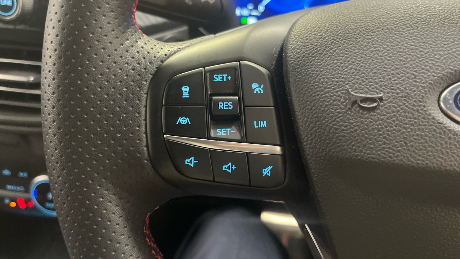 Used Ford Kuga 2023 for sale - 76882325: Photo 21