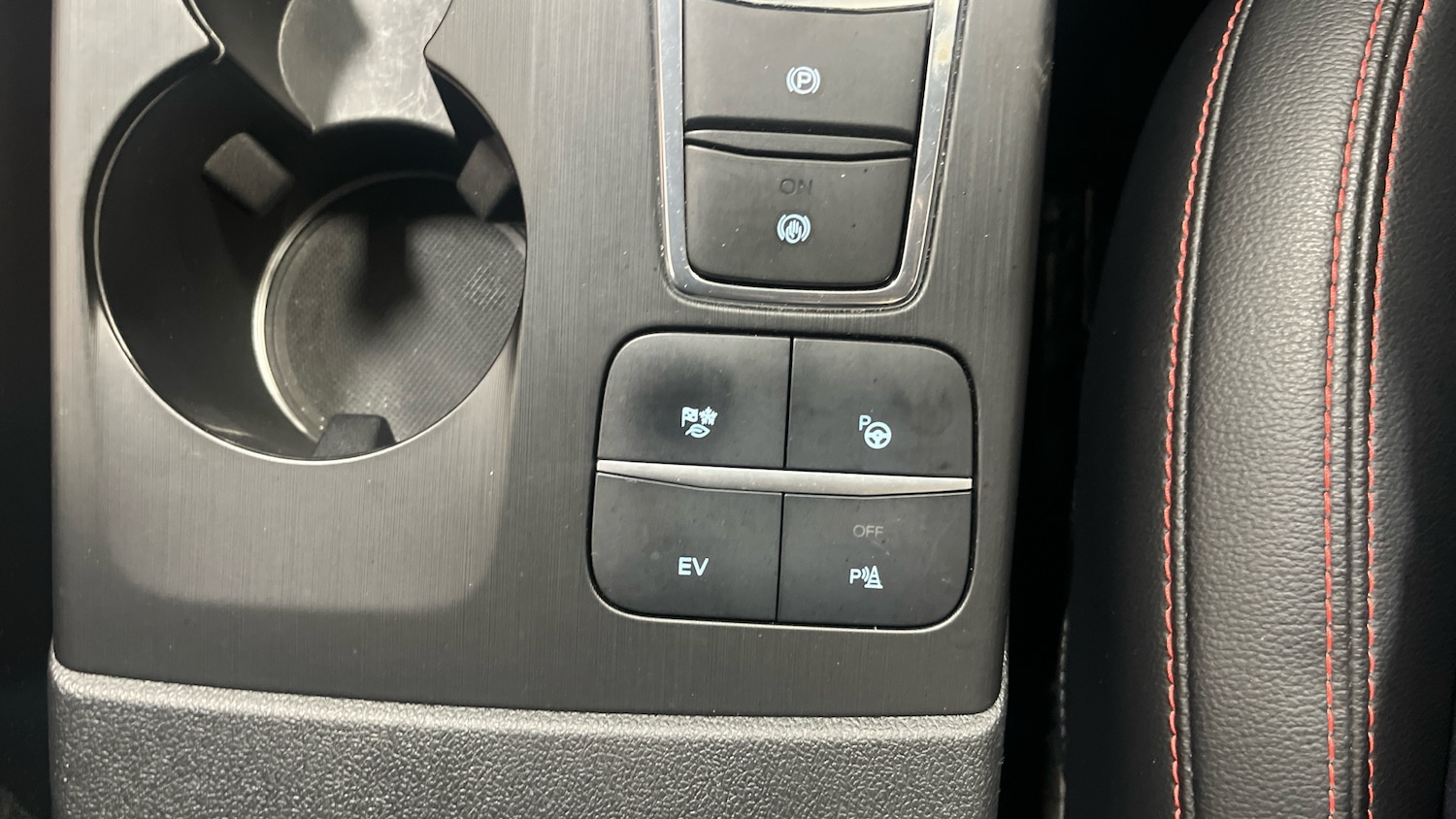 Used Ford Kuga 2023 for sale - 76882325: Photo 33