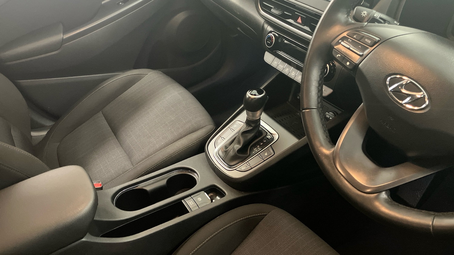 Used Hyundai KONA 2022 for sale - 77617757: Photo 13