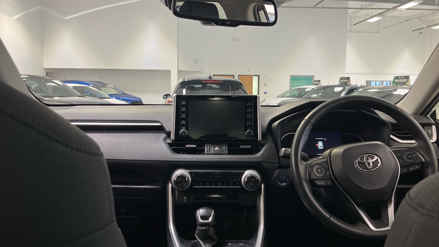 Used Toyota RAV4 2022 for sale - 77035739: Photo 10