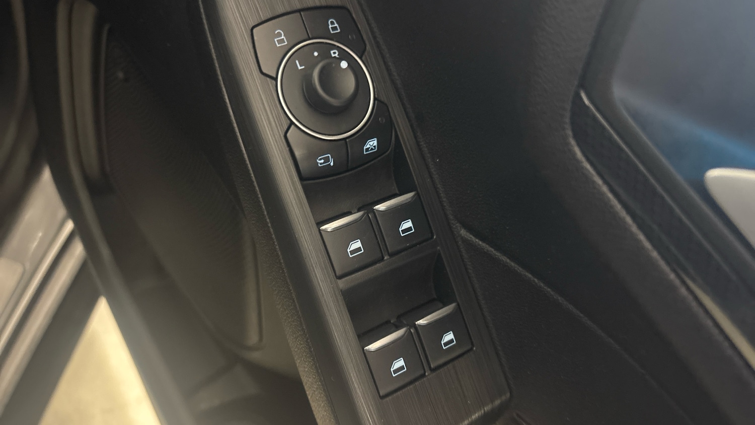 Used Ford Kuga 2023 for sale - 77554940: Photo 33