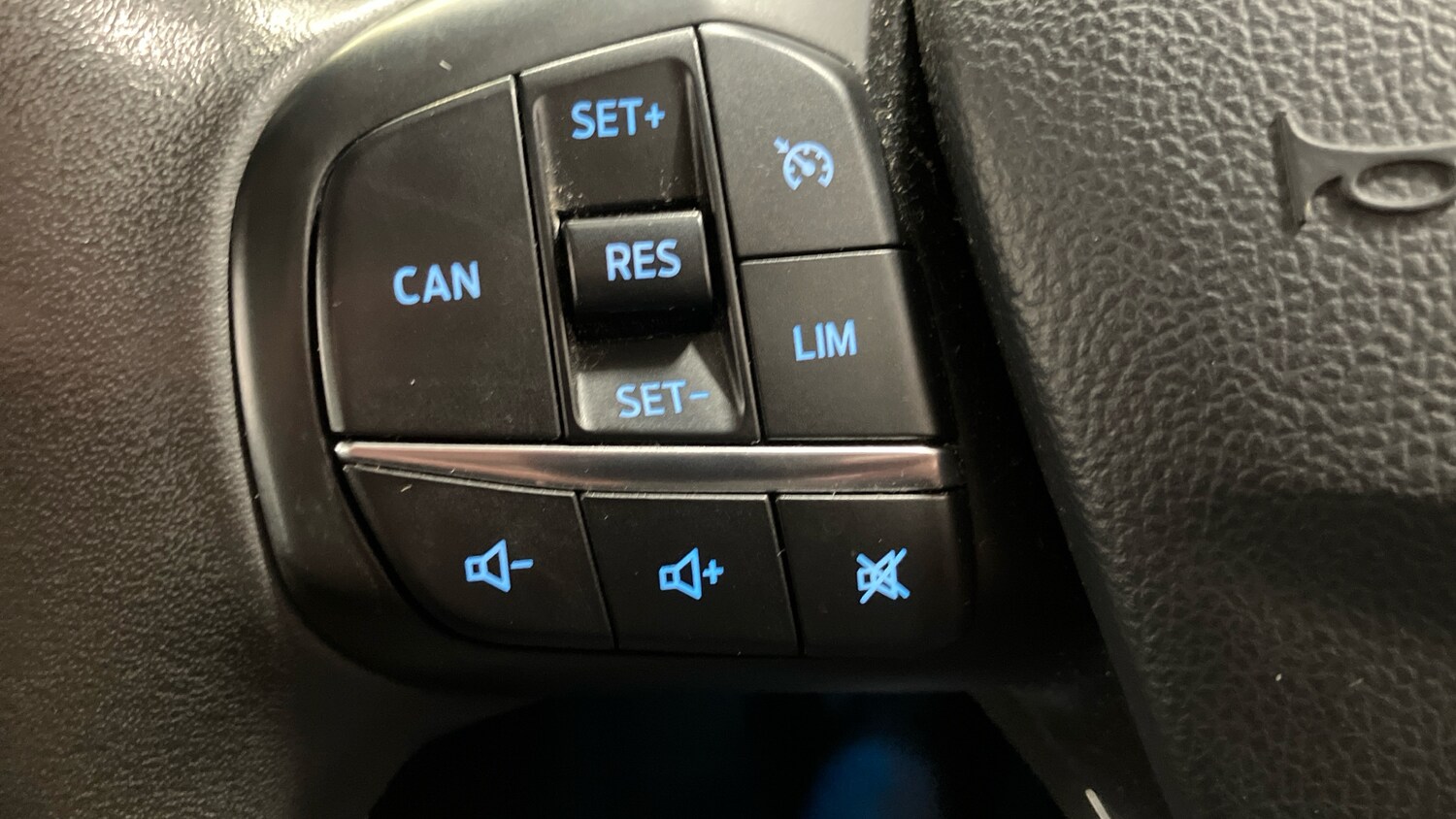 Used Ford Focus 2019 for sale - 76612538: Photo 30