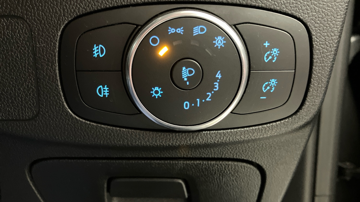 Used Ford Focus 2019 for sale - 76612538: Photo 32