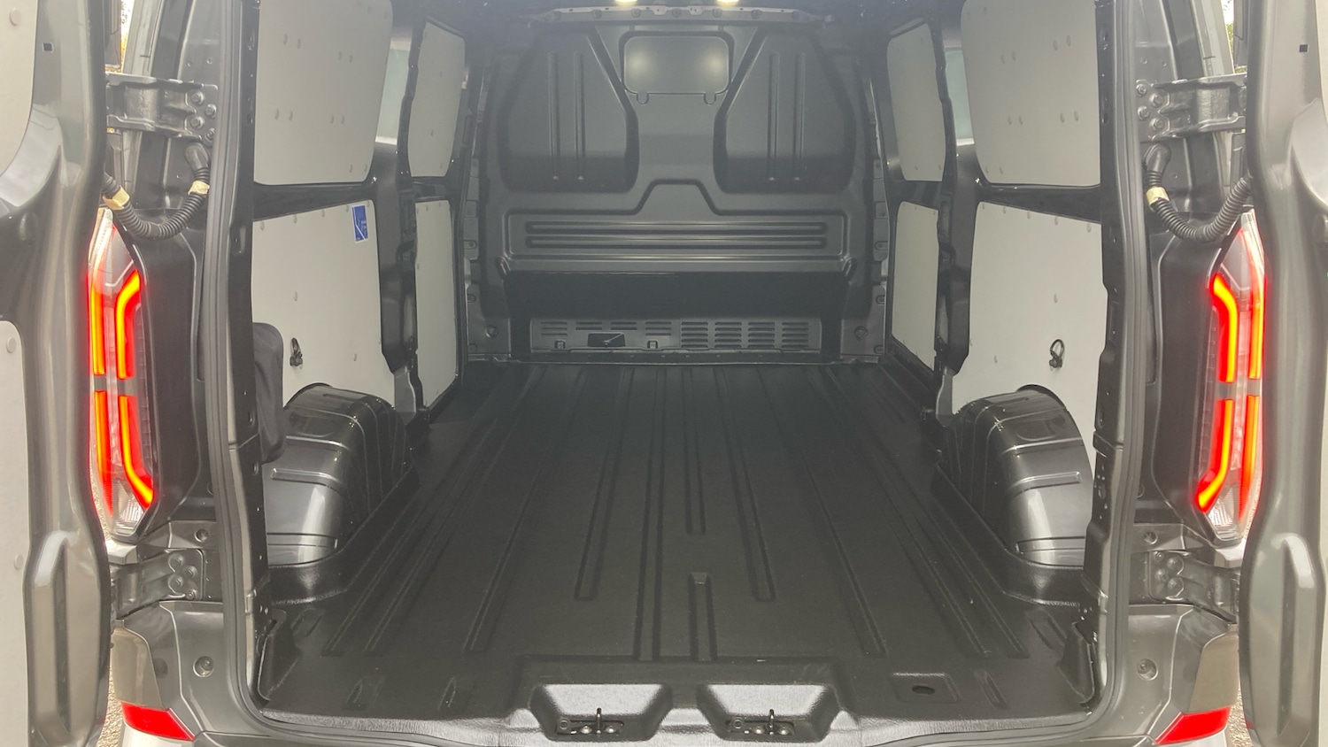 Used Ford Transit Custom 2025 for sale - 76504846: Photo 12