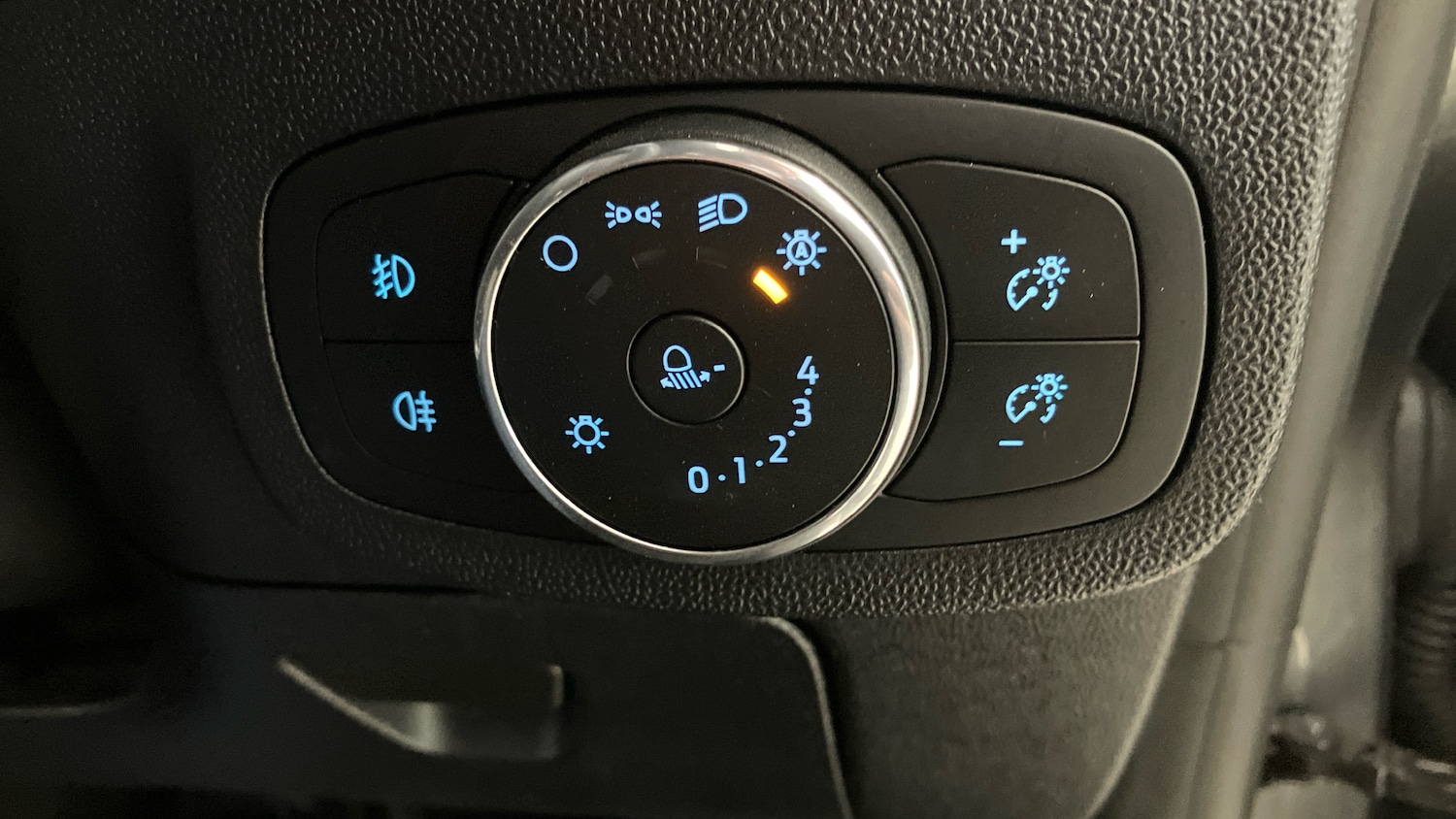 Used Ford Fiesta 2022 for sale - 76931112: Photo 32