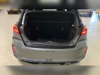 Used Ford Fiesta 2022 for sale - 76931112: Photo