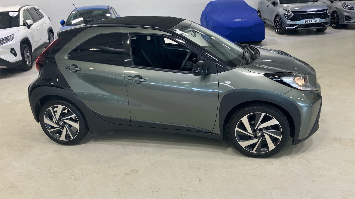 Used Toyota Aygo X 2023 for sale - 77589723: Photo 42