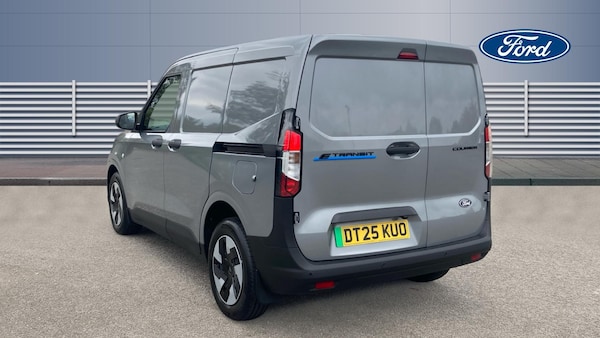 Used Ford Transit Courier 2025 for sale - 76265897: Photo 2