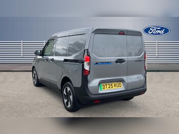 Used Ford Transit Courier 2025 for sale - 76265897: Photo