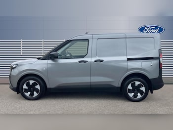 Used Ford Transit Courier 2025 for sale - 76265897: Photo