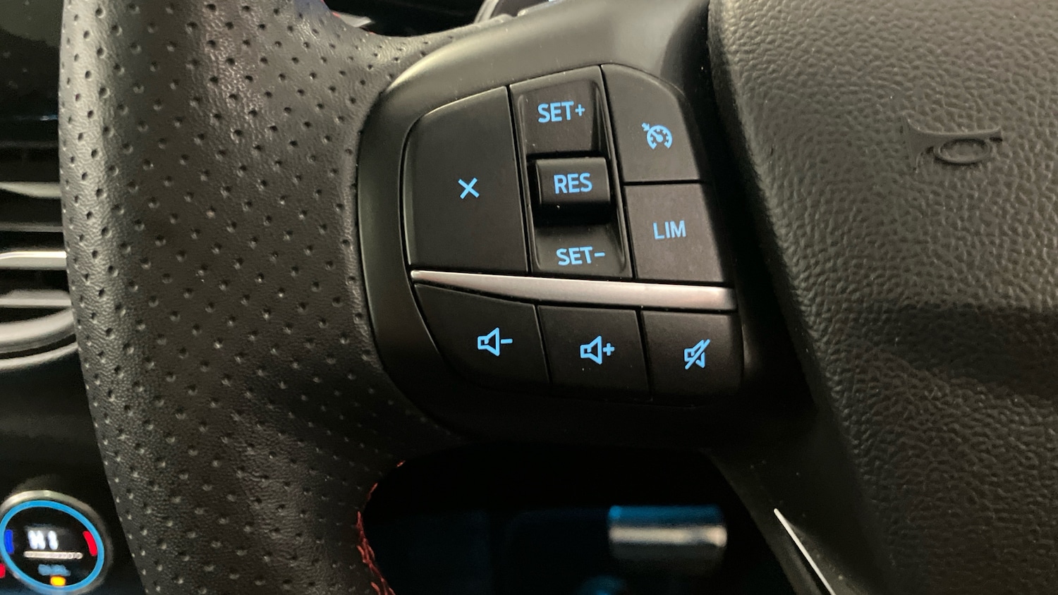 Used Ford Kuga 2022 for sale - 77159103: Photo 29