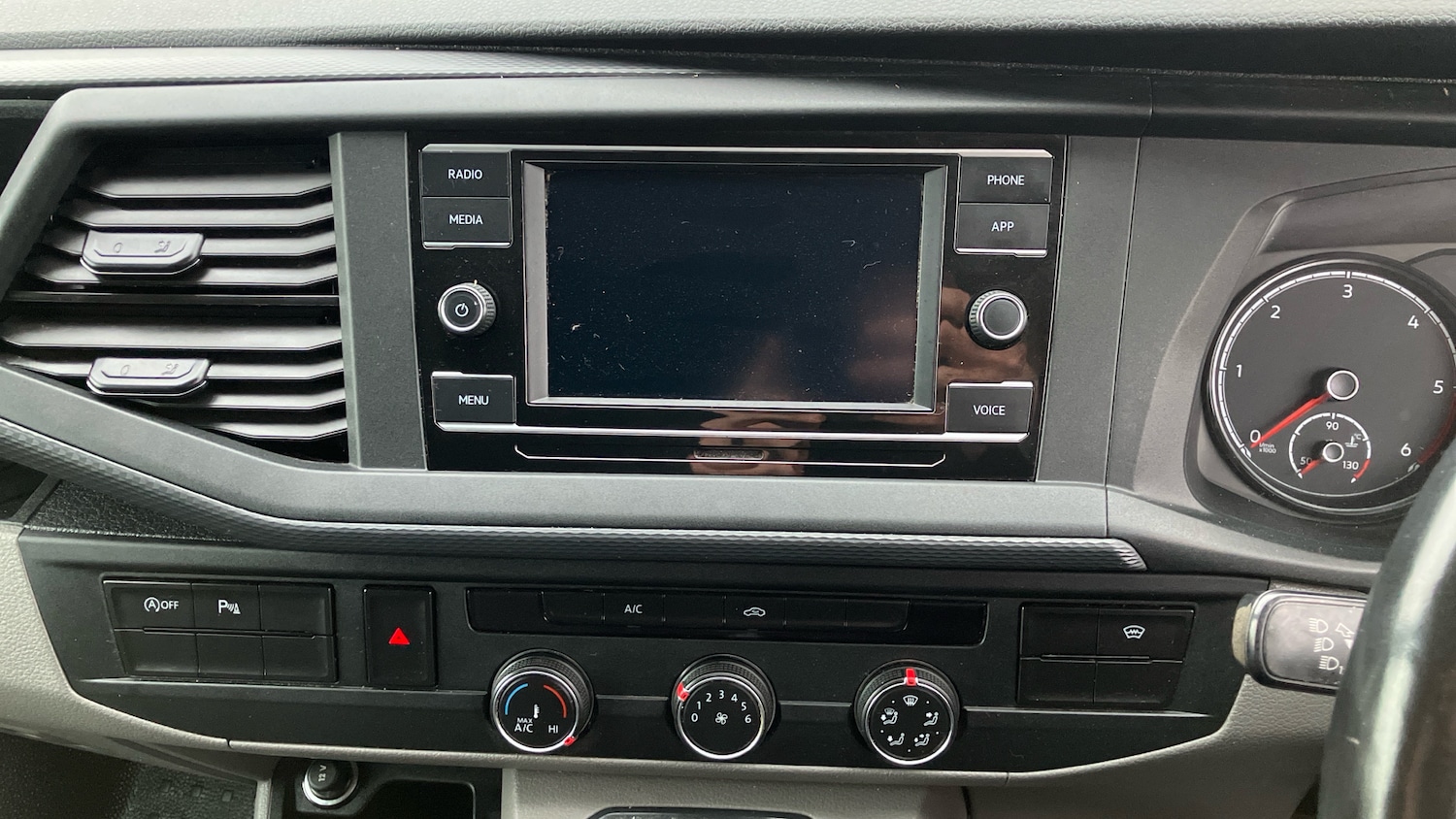 Used Volkswagen Transporter 2021 for sale - 77159104: Photo 15