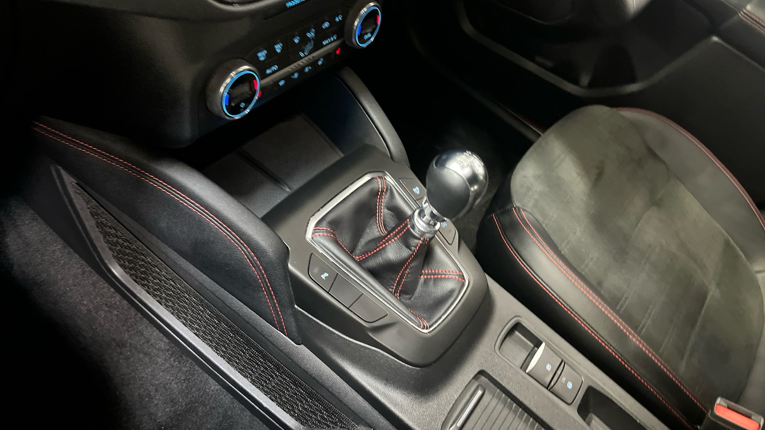 Used Ford Kuga 2022 for sale - 76588528: Photo 13