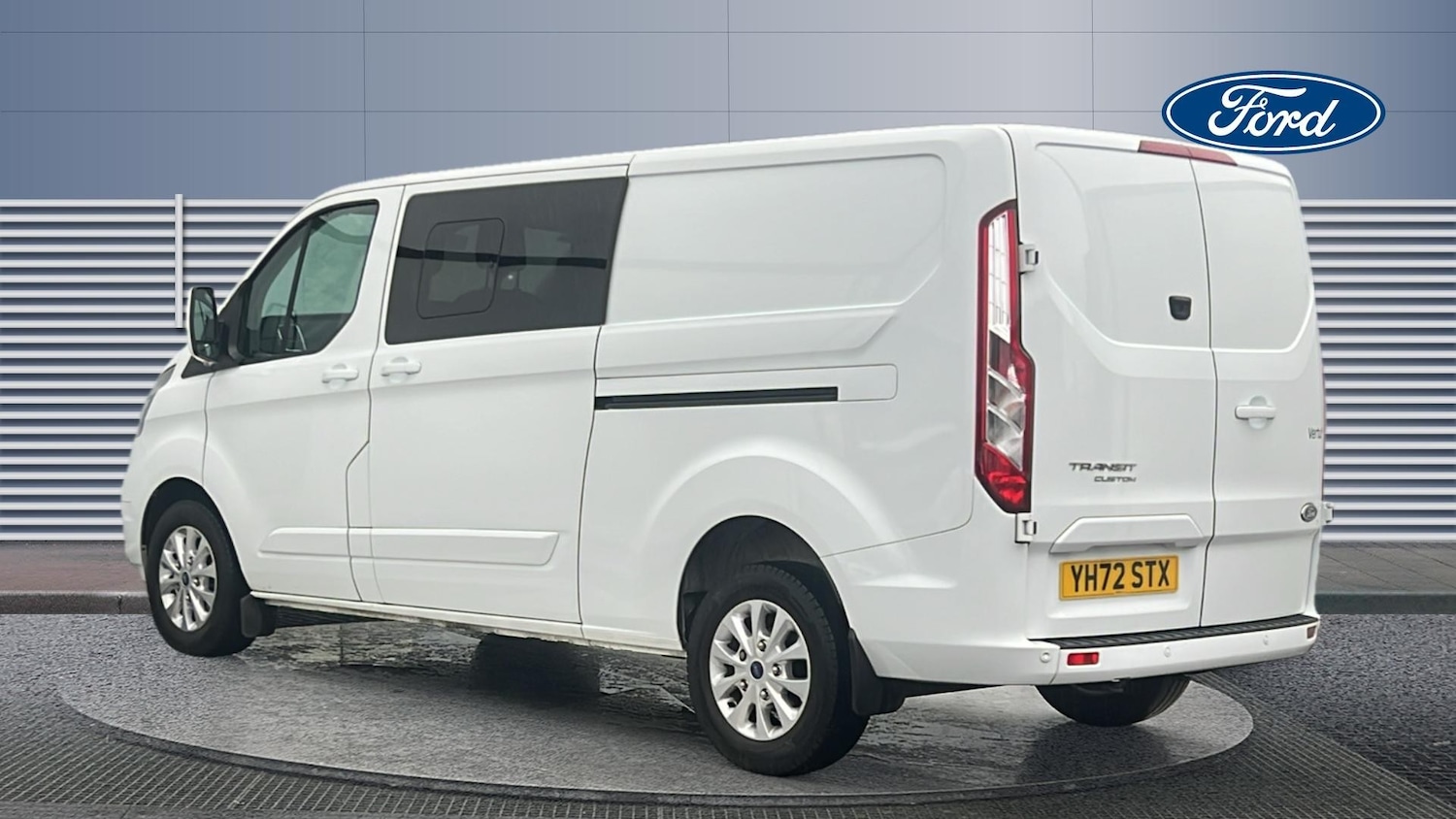Used Ford Transit Custom 2022 for sale - 77532621: Photo 2