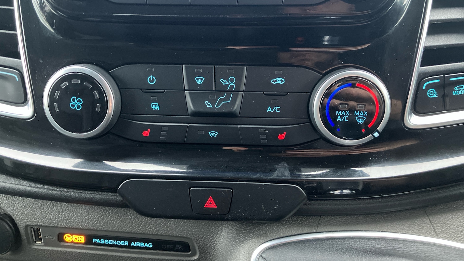 Used Ford Transit Custom 2022 for sale - 77032788: Photo 27