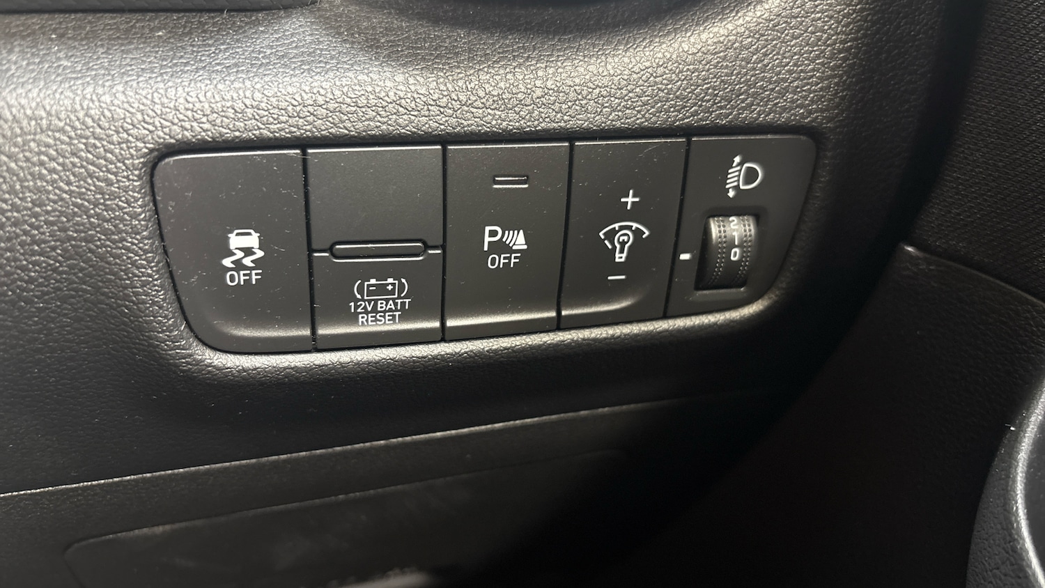 Used Hyundai KONA 2022 for sale - 77011878: Photo 35