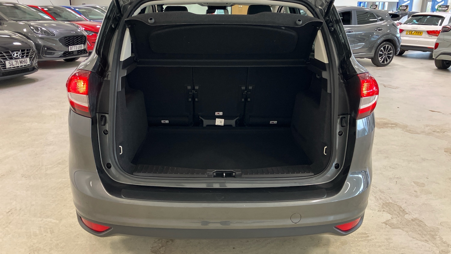 Used Ford C-Max 2019 for sale - 77264296: Photo 4