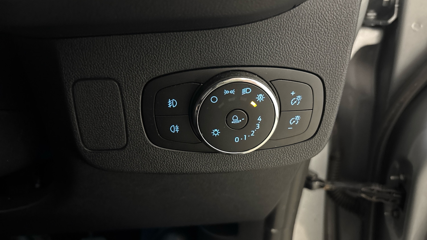 Used Ford Puma 2023 for sale - 77135642: Photo 28