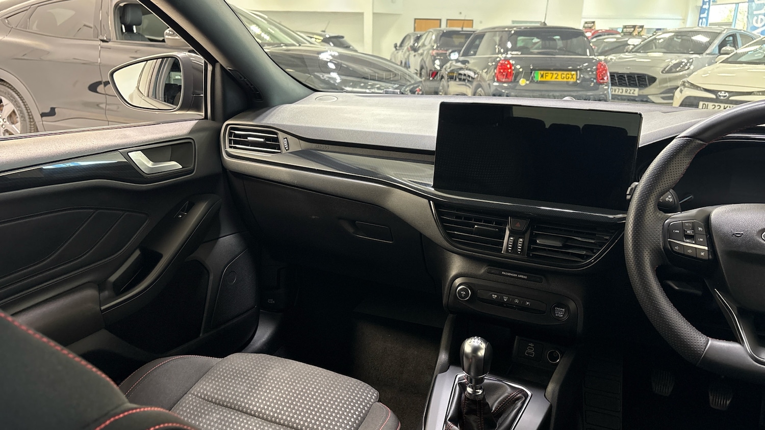 Used Ford Focus 2023 for sale - 76974181: Photo 14