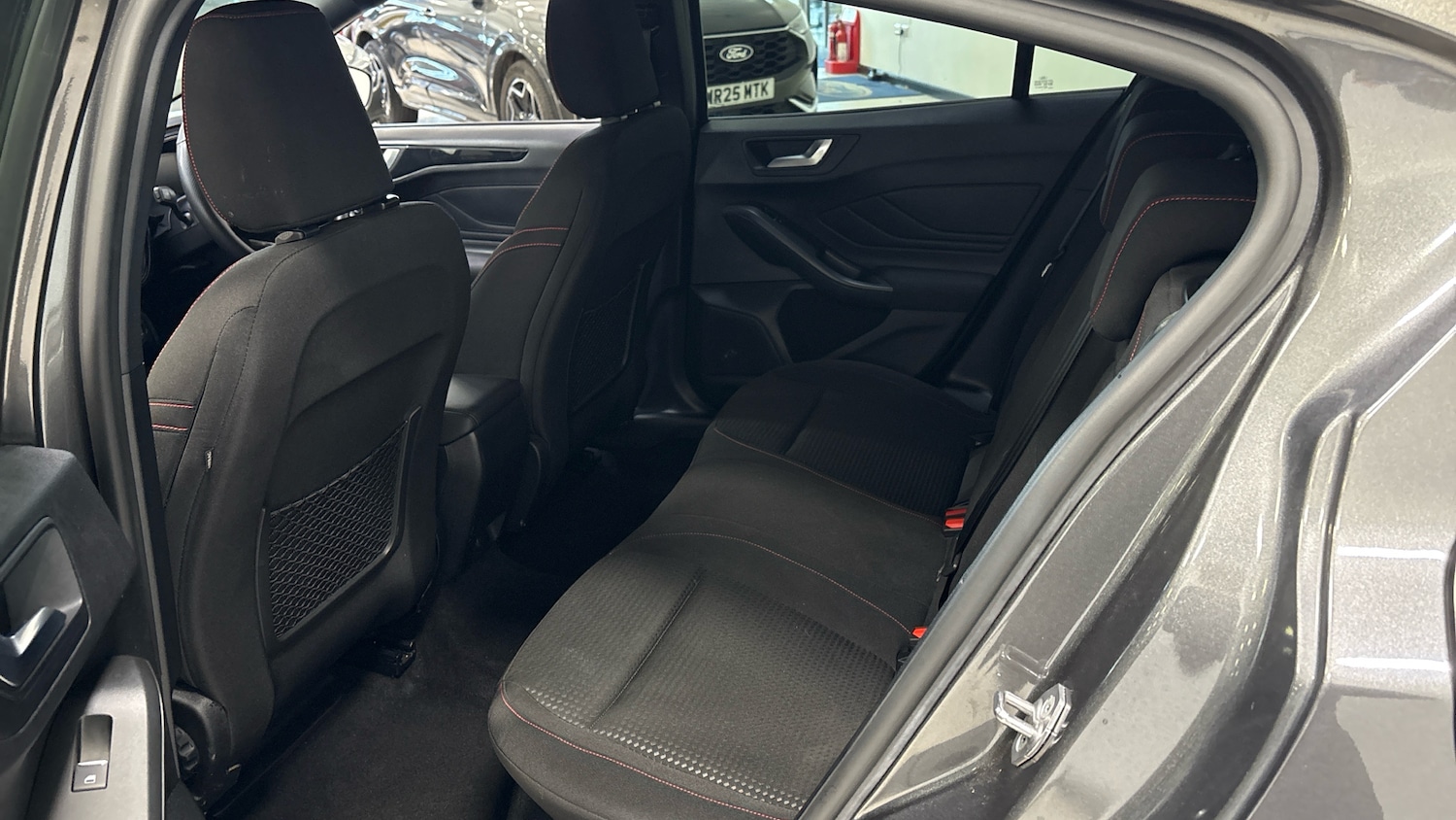 Used Ford Focus 2023 for sale - 76974181: Photo 16