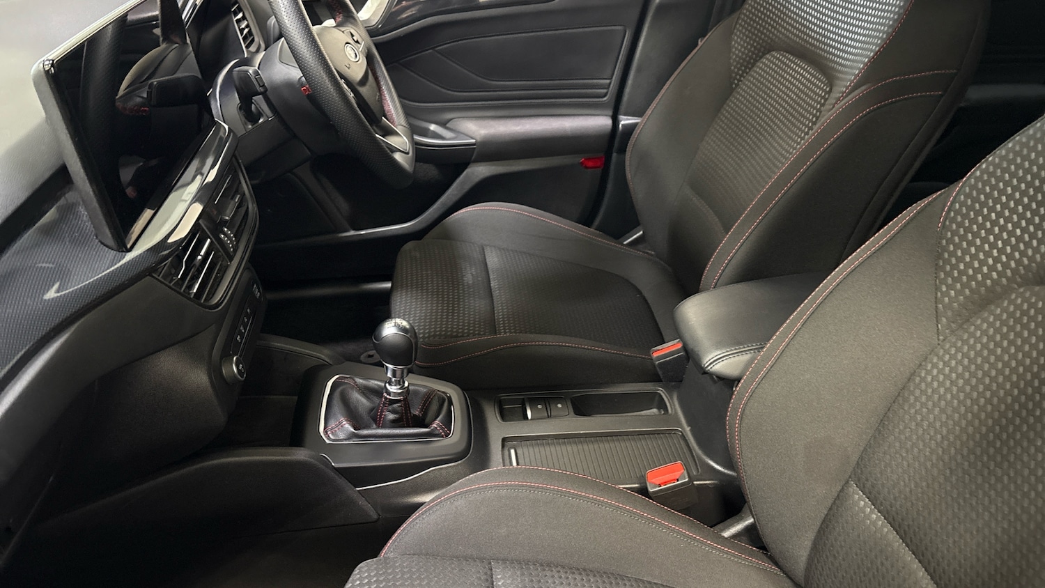 Used Ford Focus 2023 for sale - 76974181: Photo 25