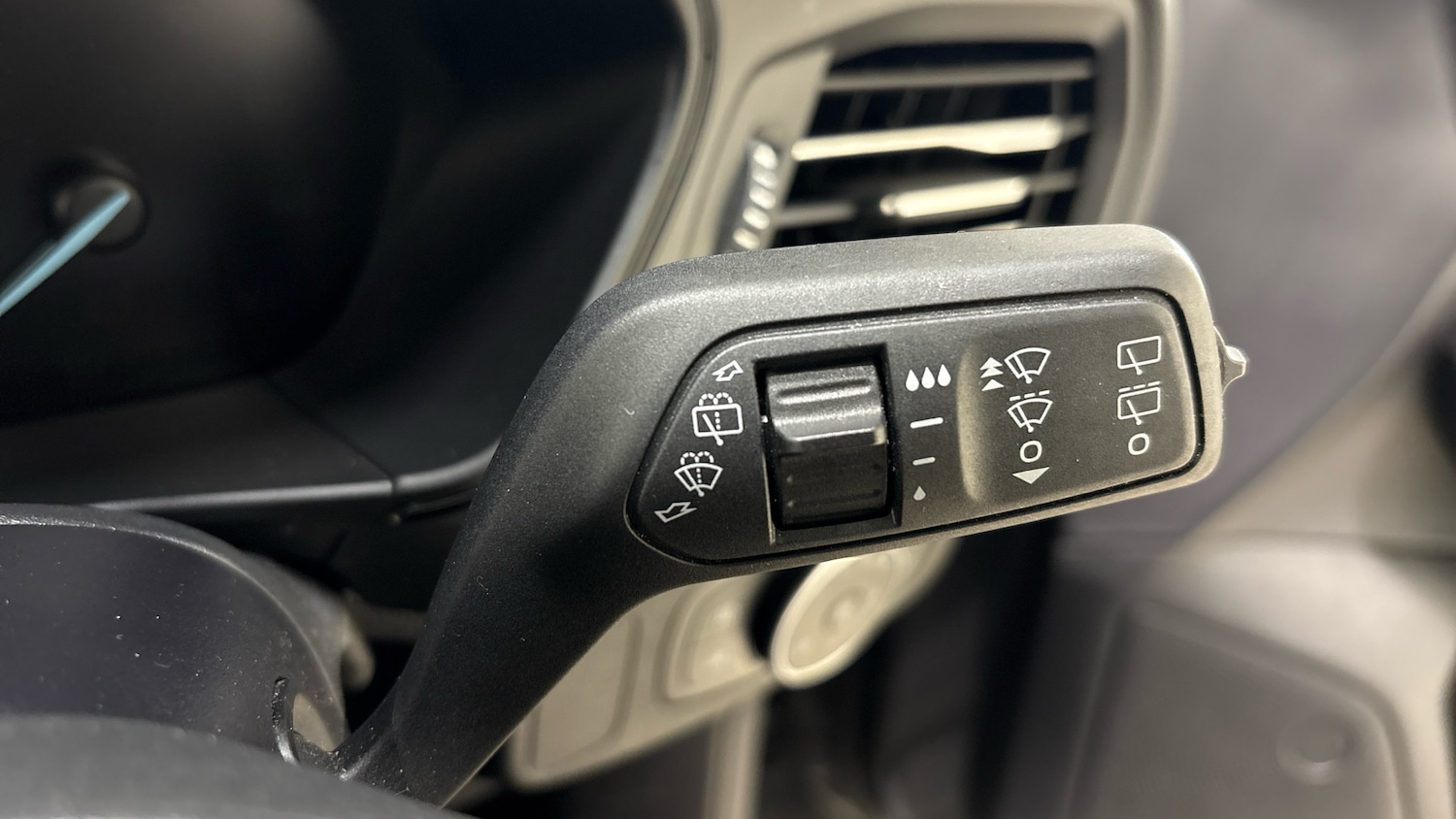 Used Ford Focus 2023 for sale - 76974181: Photo 37