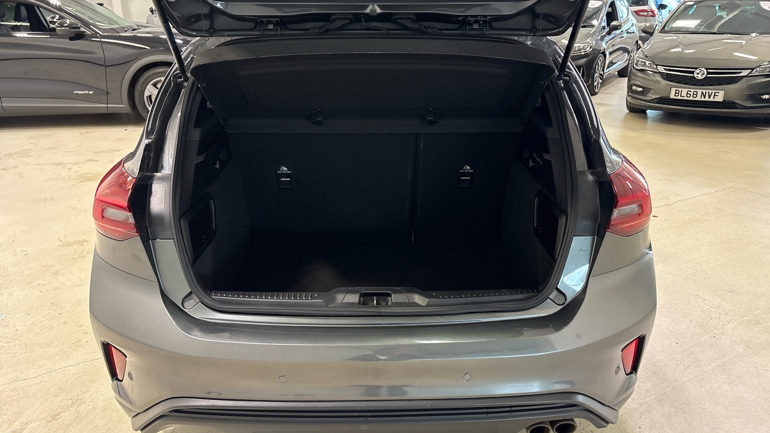 Used Ford Focus 2023 for sale - 76974181: Photo 4