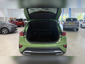 Used Kia XCeed 2023 for sale - 79444279: Photo
