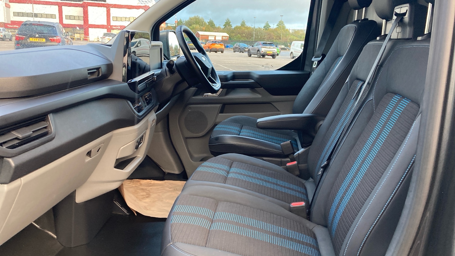 Used Ford Transit Custom 2024 for sale - 76374304: Photo 13