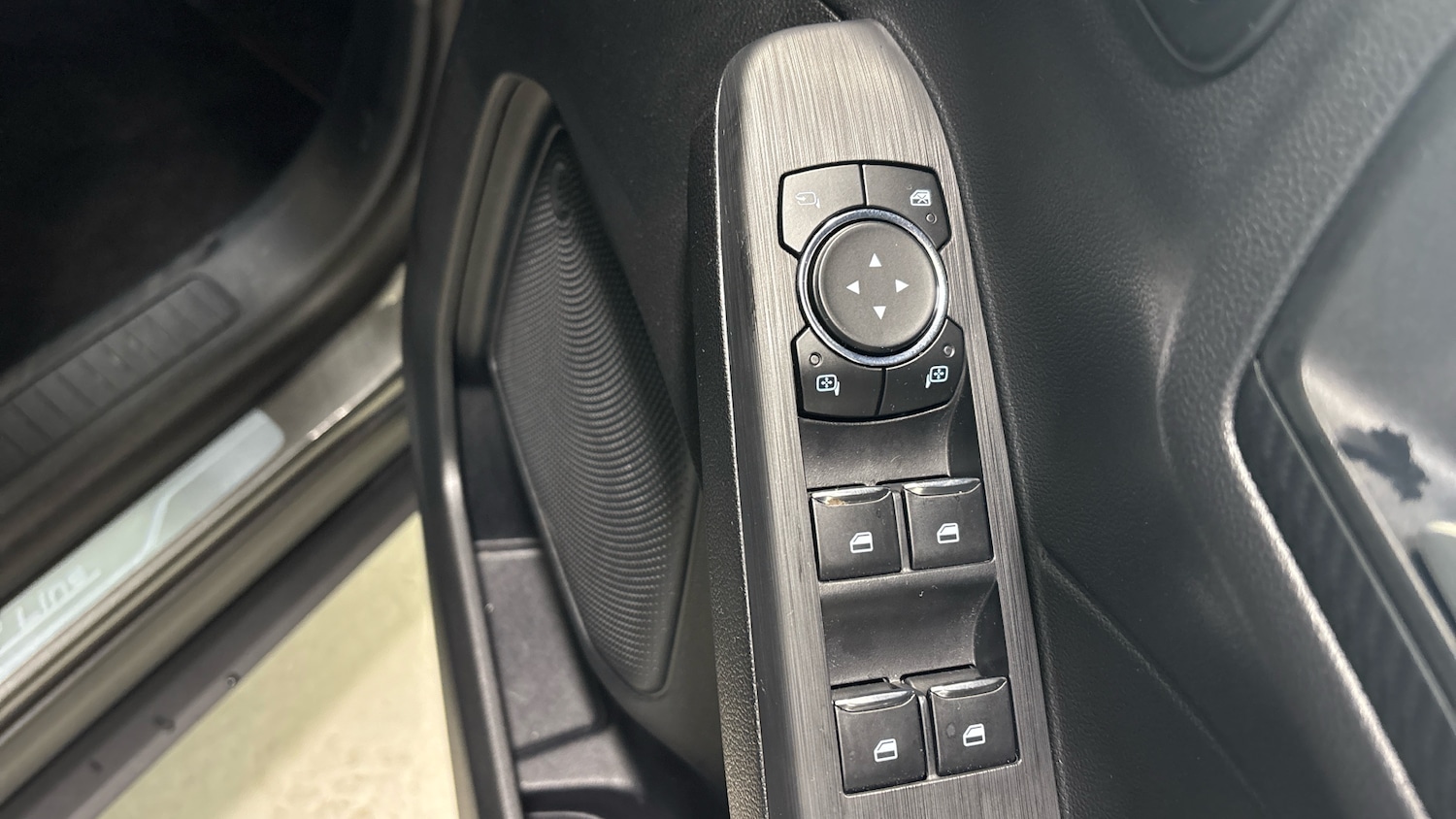 Used Ford Kuga 2025 for sale - 76940025: Photo 34