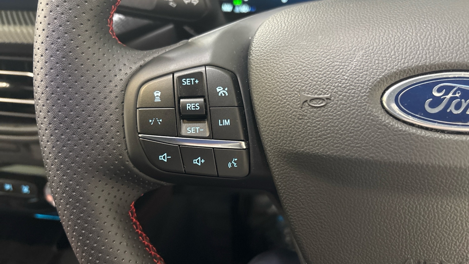 Used Ford Kuga 2025 for sale - 76940025: Photo 38