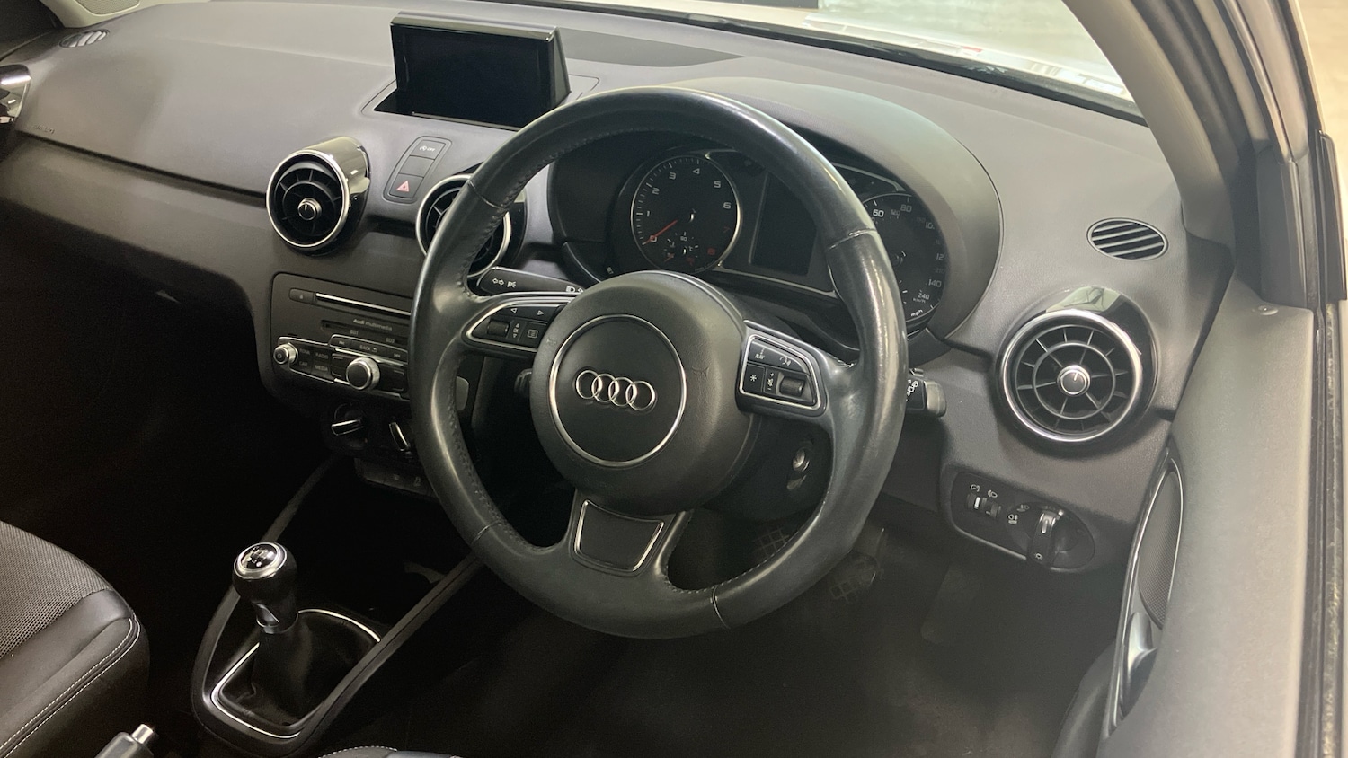 Used Audi A1 2017 for sale - 76734370: Photo 11