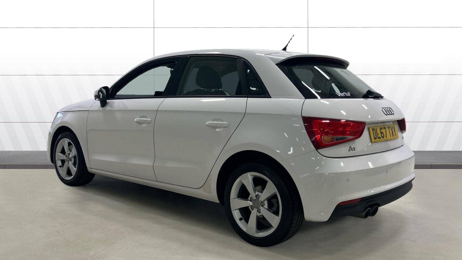 Used Audi A1 2017 for sale - 76734370: Photo 2
