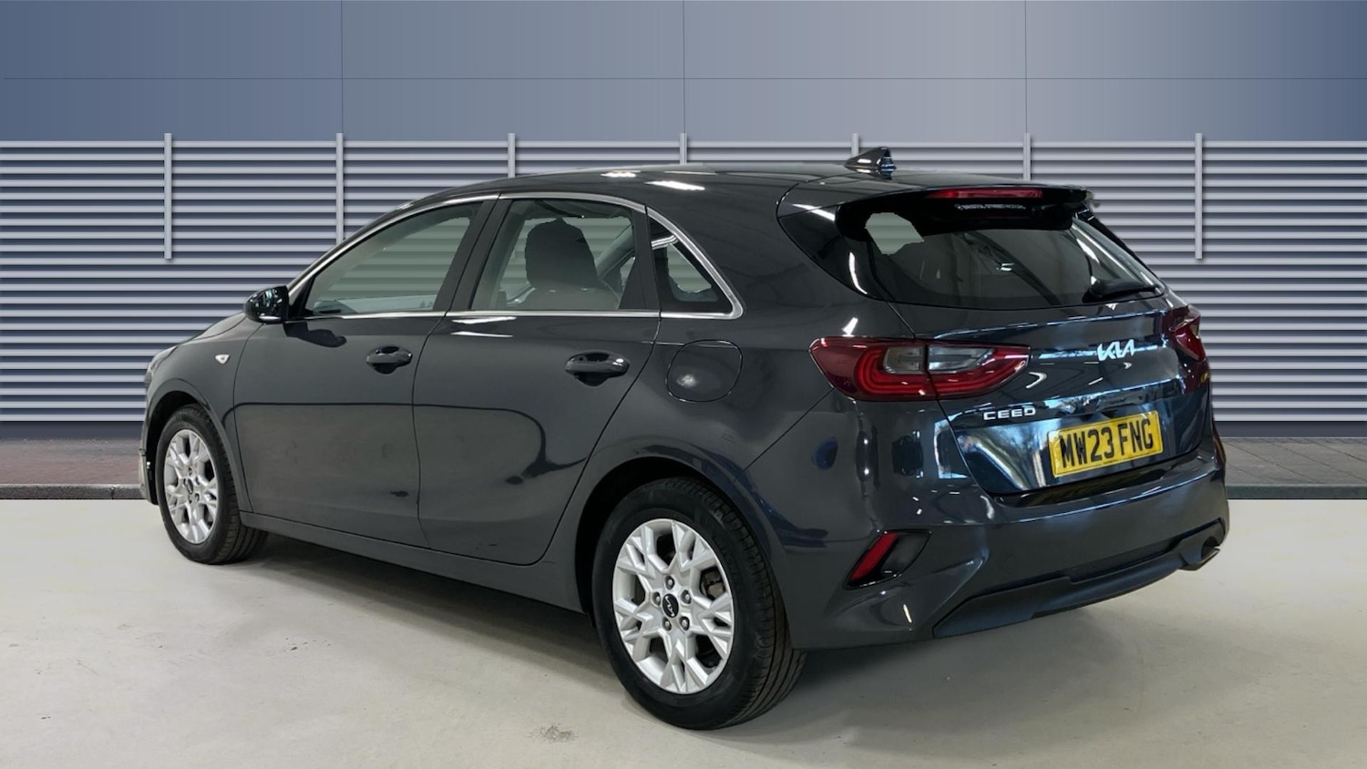 Used Kia Ceed 2023 for sale - 76452676: Photo 2