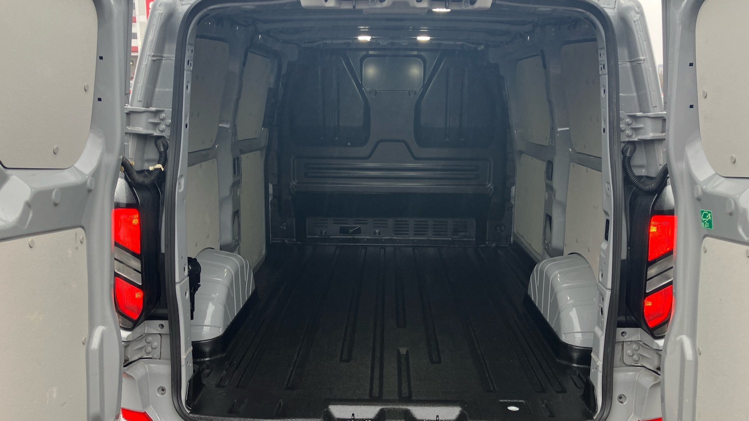 Used Ford Transit Custom 2024 for sale - 77516349: Photo 12