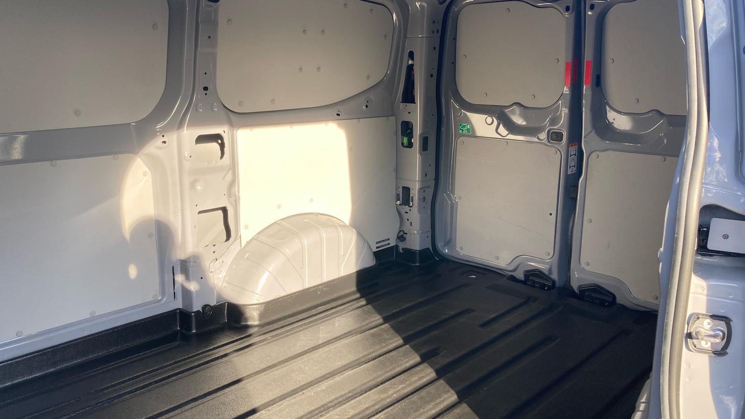 Used Ford Transit Custom 2024 for sale - 77945965: Photo 5