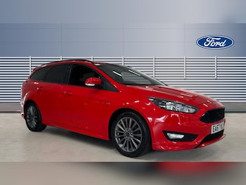 Used Ford Focus 2017 for sale - 79312110: Photo