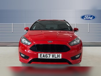 Used Ford Focus 2017 for sale - 79312110: Photo