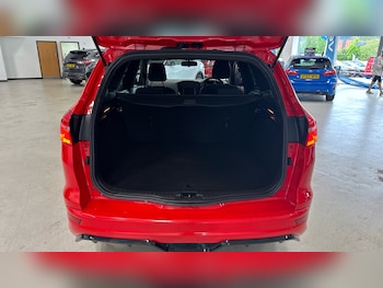 Used Ford Focus 2017 for sale - 79312110: Photo