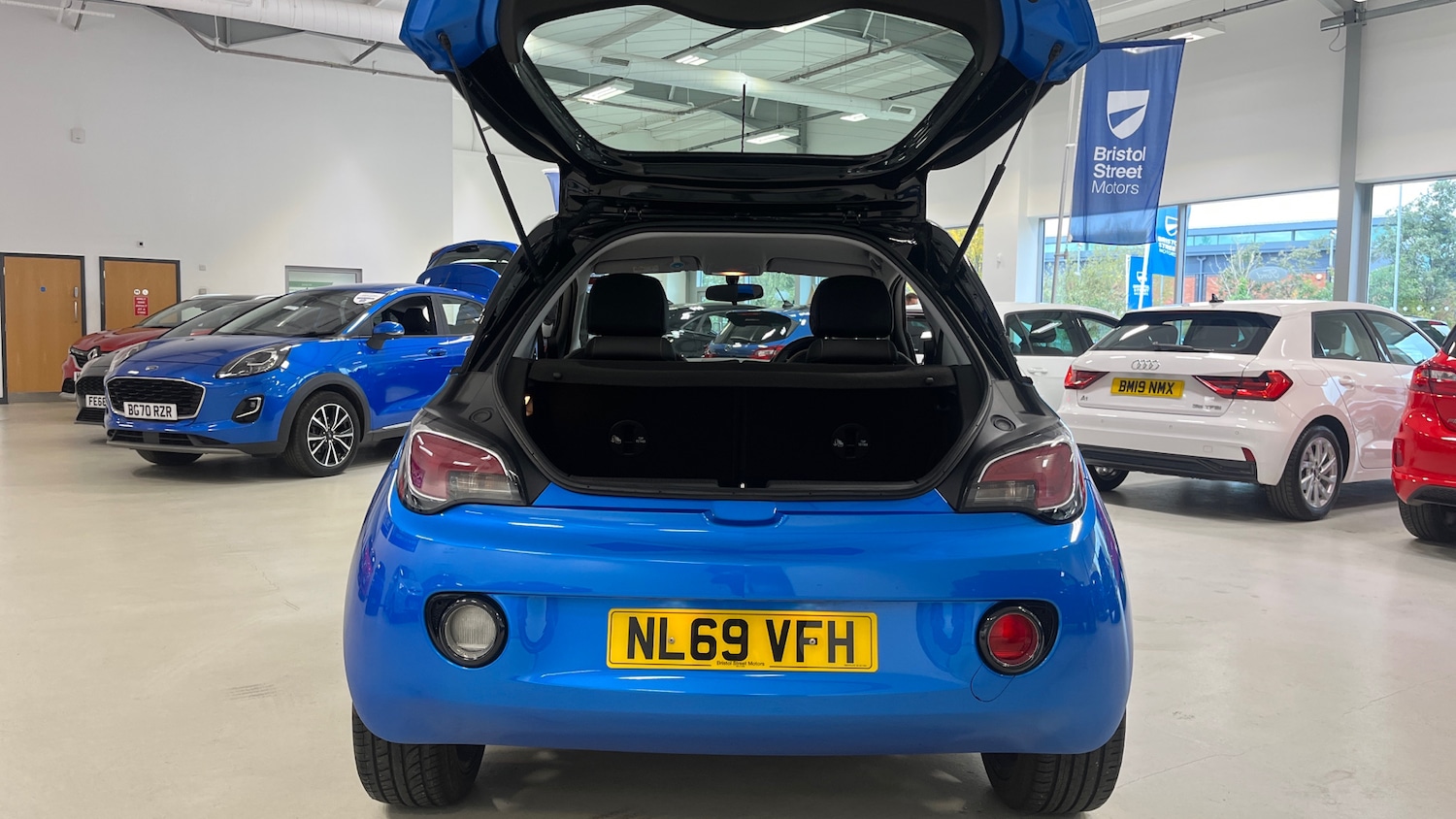 Used Vauxhall ADAM 2019 for sale - 77115809: Photo 4