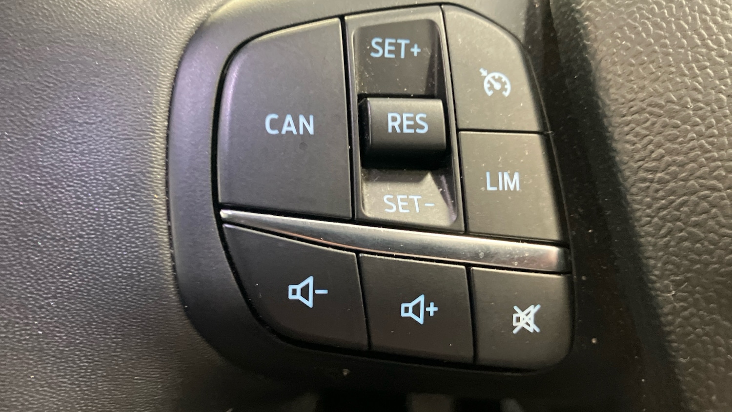 Used Ford Puma 2023 for sale - 77003211: Photo 23