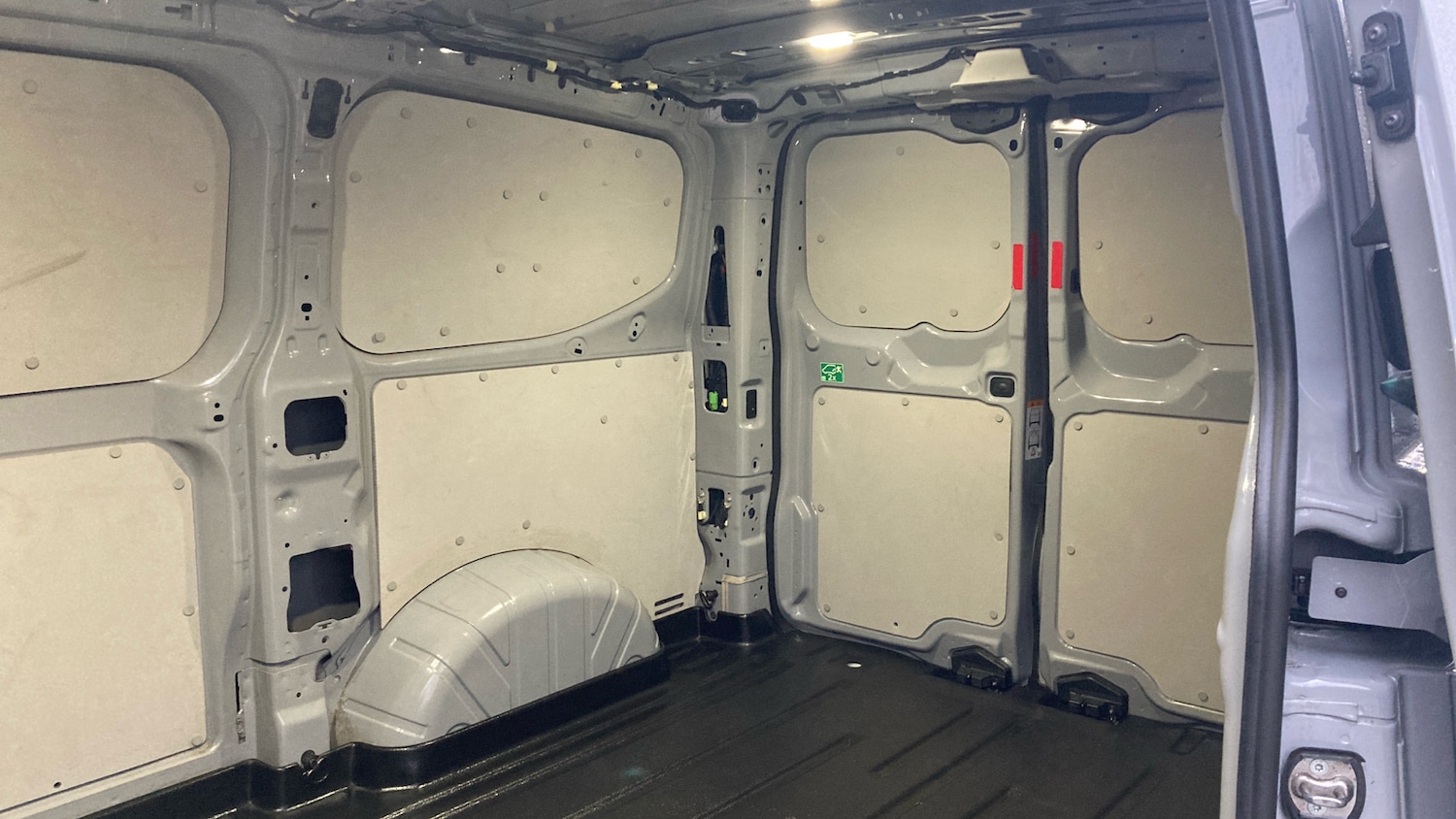 Used Ford Transit Custom 2024 for sale - 77718532: Photo 14