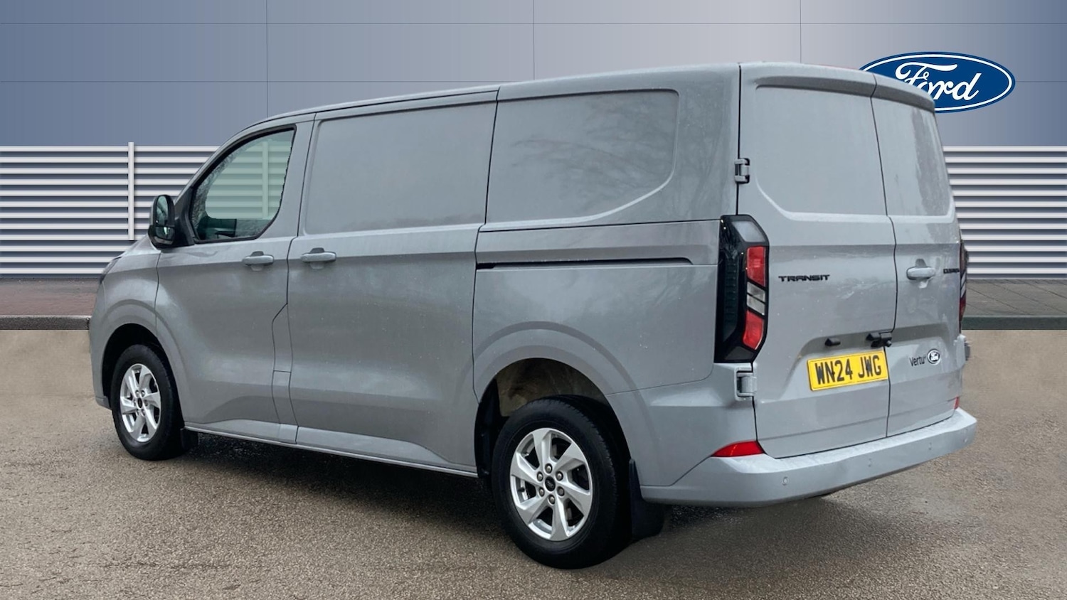 Used Ford Transit Custom 2024 for sale - 77718532: Photo 2