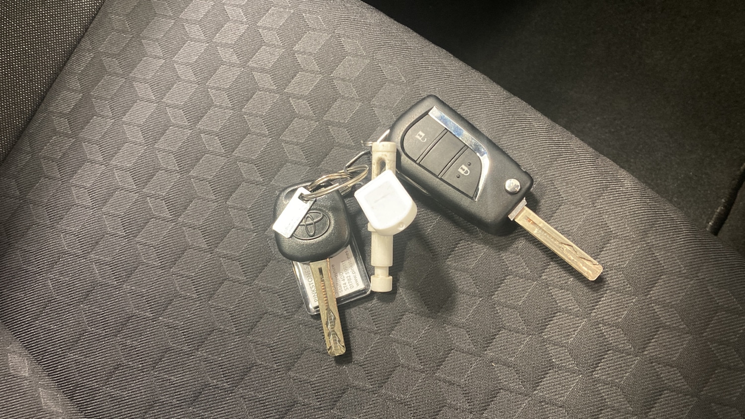 Used Toyota Yaris 2021 for sale - 77069572: Photo 19