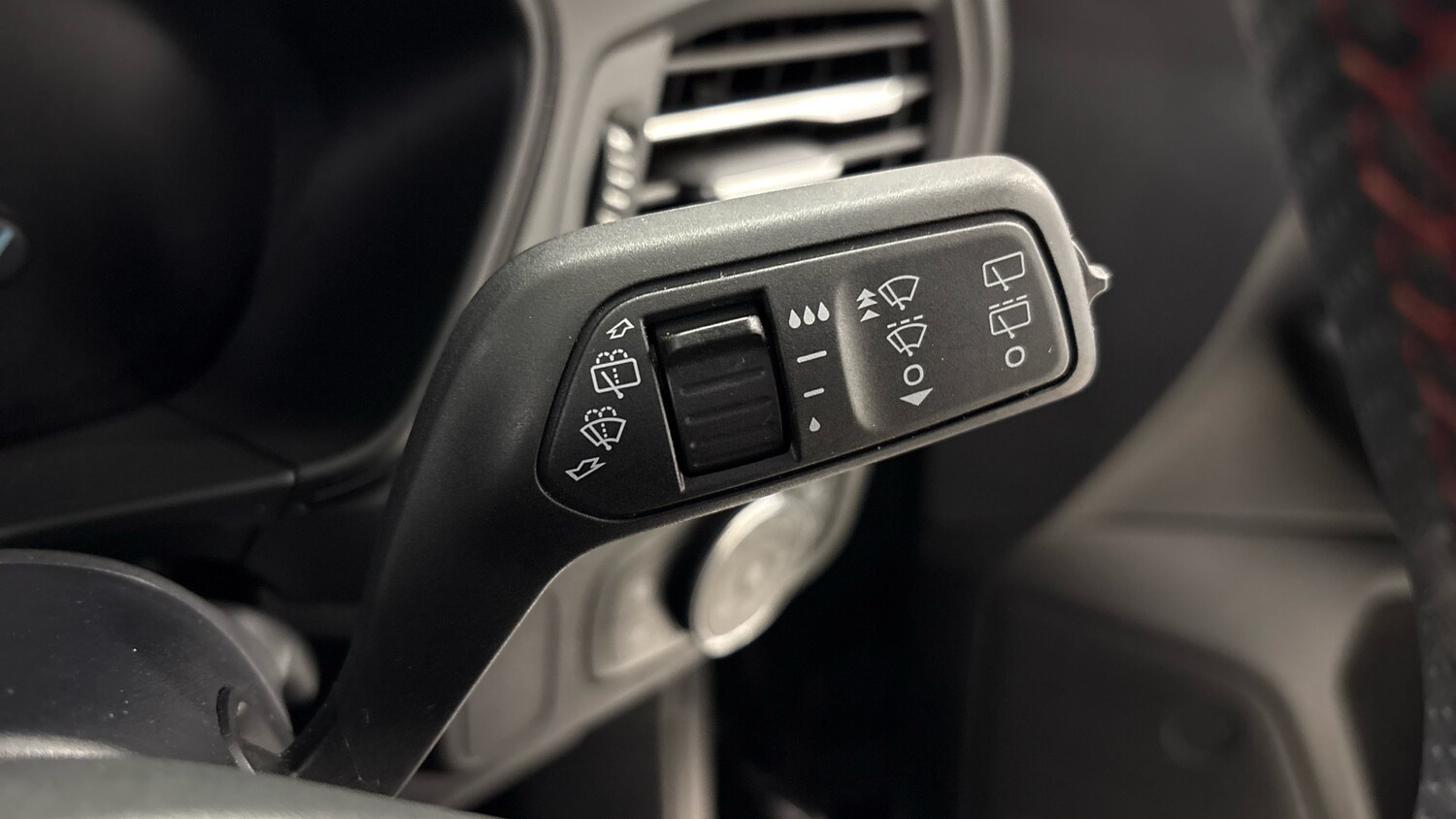 Used Ford Focus 2023 for sale - 76612540: Photo 35