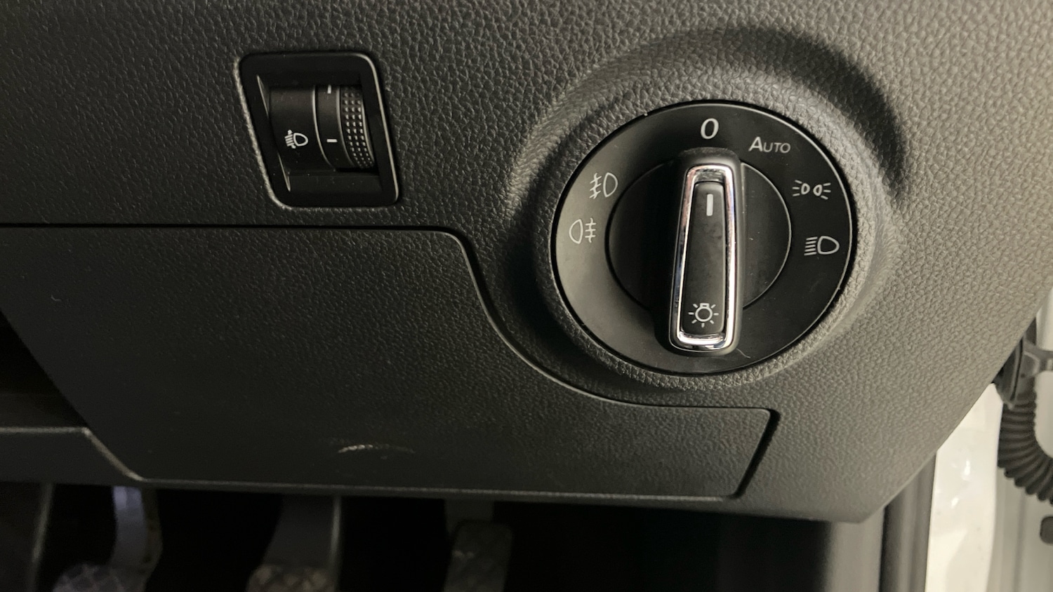 Used SEAT Arona 2018 for sale - 77902860: Photo 33