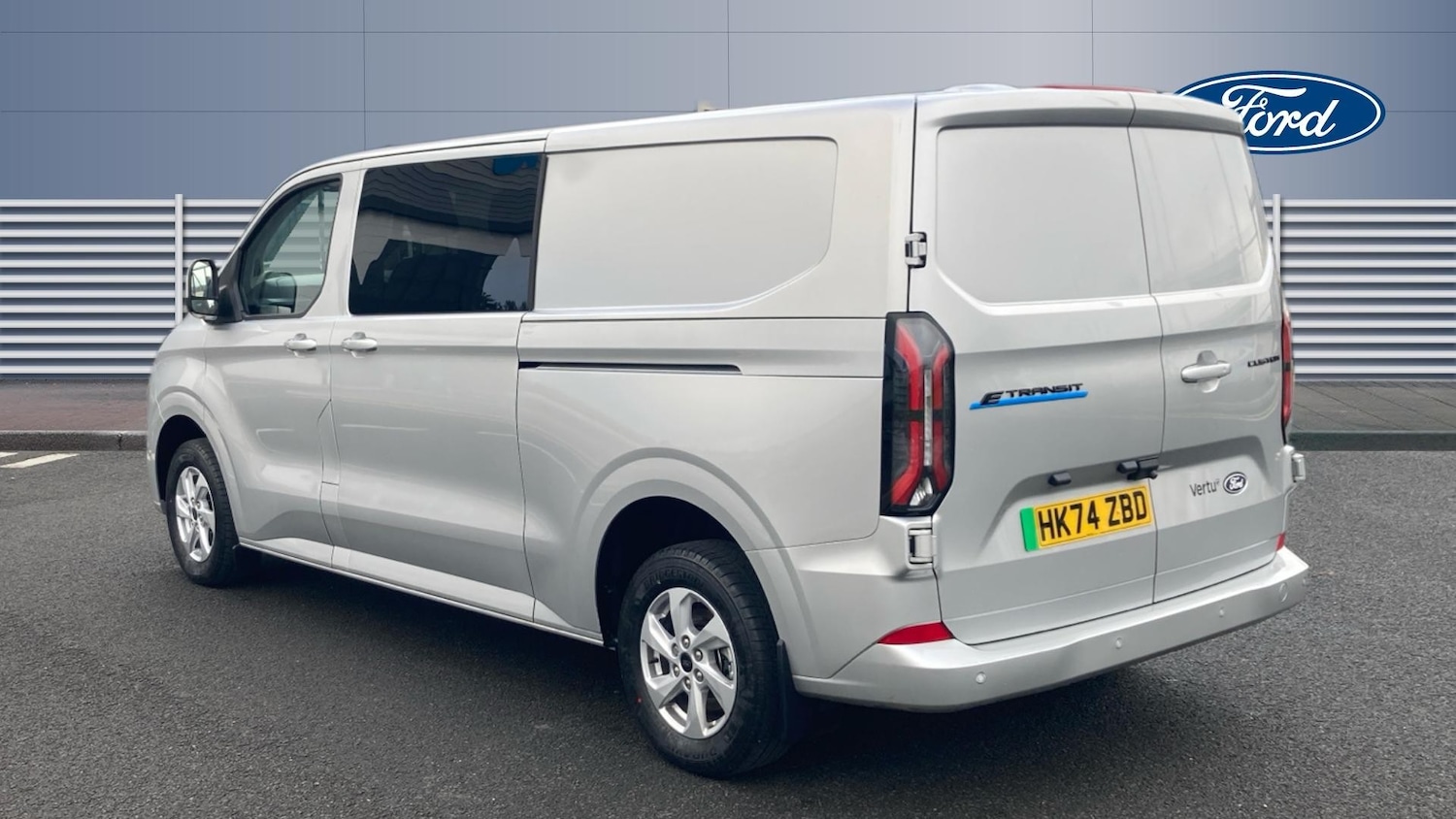 Used Ford Transit Custom 2024 for sale - 77026022: Photo 2