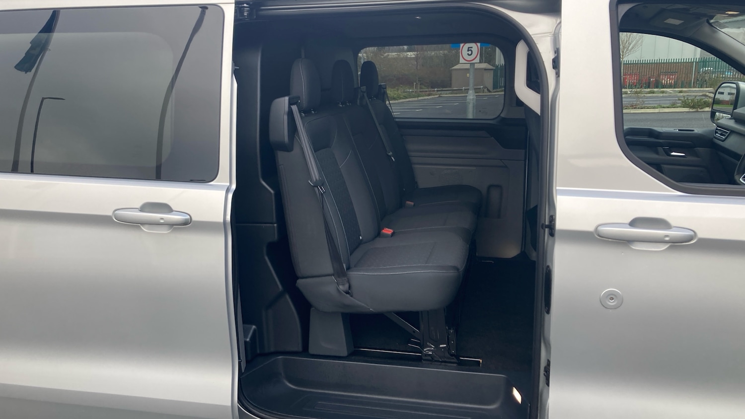 Used Ford Transit Custom 2024 for sale - 77026022: Photo 5