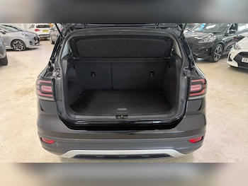 Used Volkswagen T-Cross 2023 for sale - 78640462: Photo